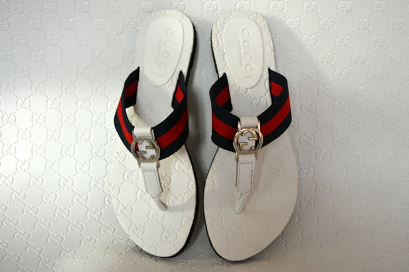 Gucci Slippers Woman--249